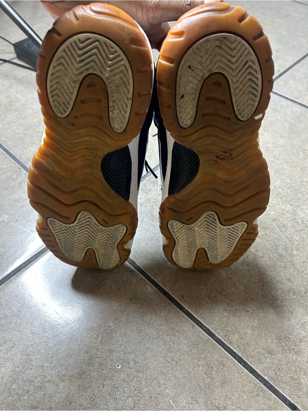 Jordan 11 - Picture 7 of 8
